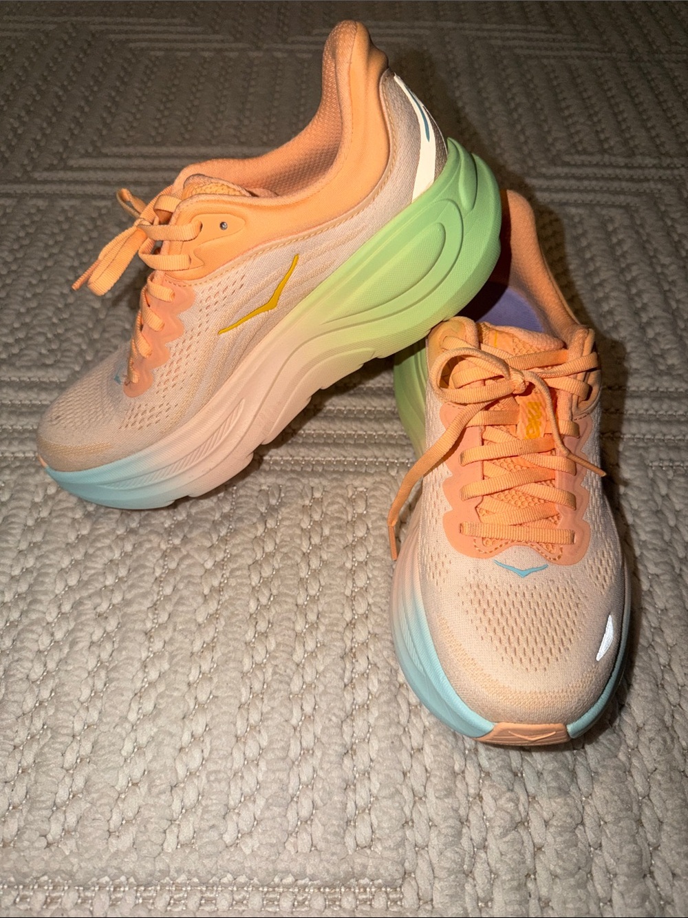 Hoka Bondi9 Women’s Running Shoes - Picture 2 of 6
